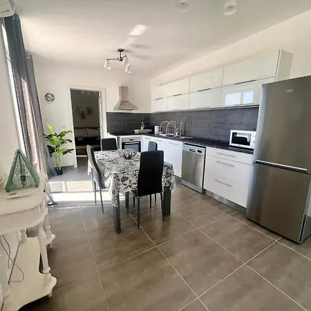 B Valletta View Luxury Penthouse Apartmán Gzira